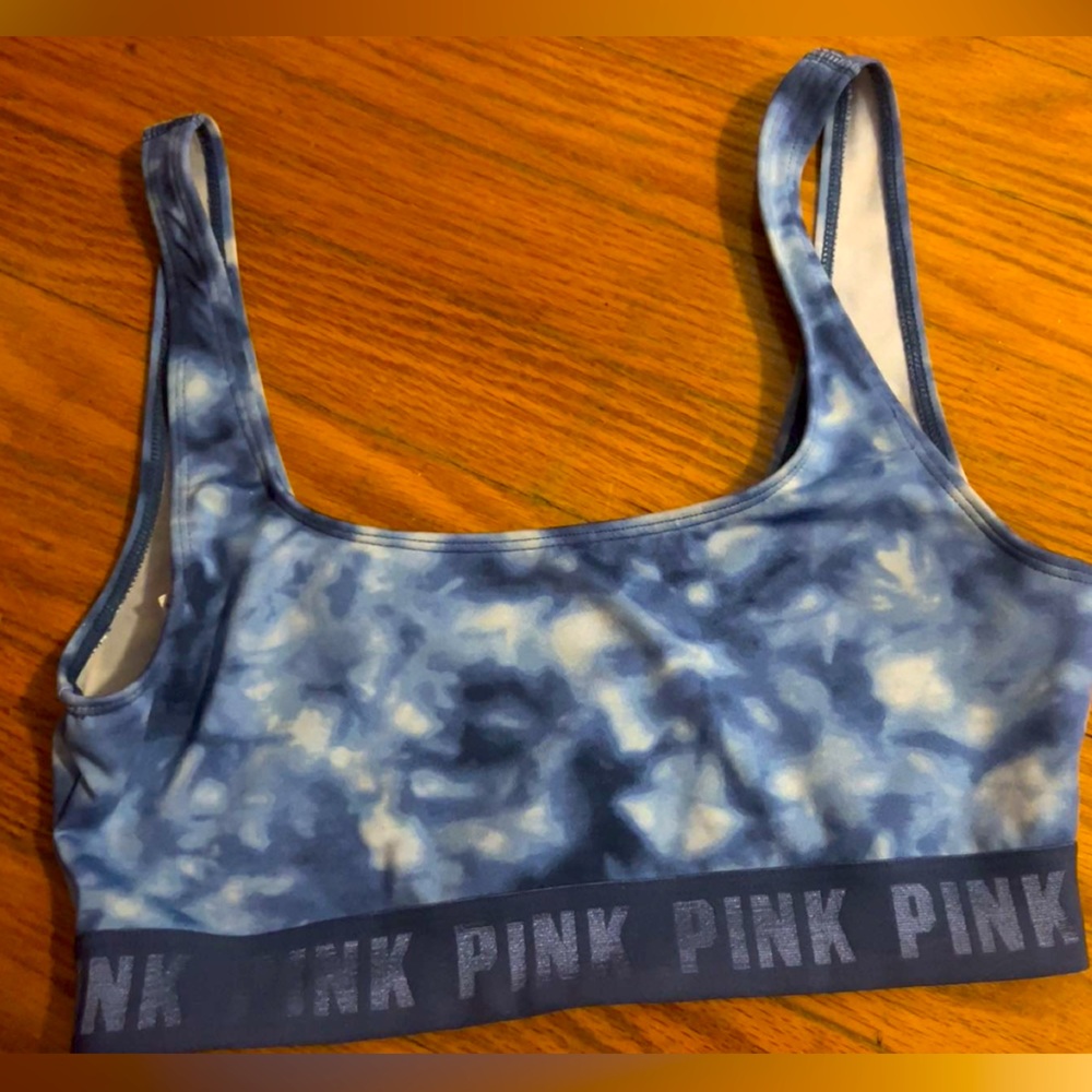 PINK sports bra size small